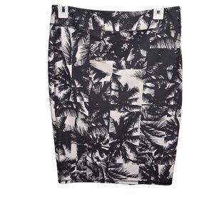 Fabletics Cora Knee Length Skirt Sz M Black/White Palm Print Minimalist Casual